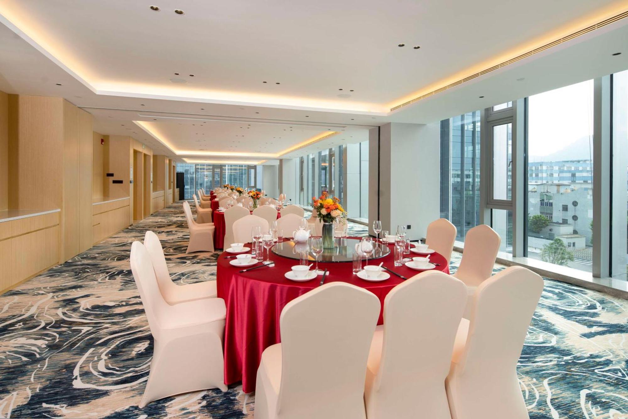 Hilton Garden Inn Shenzhen Airport,Enjoy 24-Hour One Way Free Delivery From Hotel To Shenzhen Baoan Airport On The Hour Esterno foto