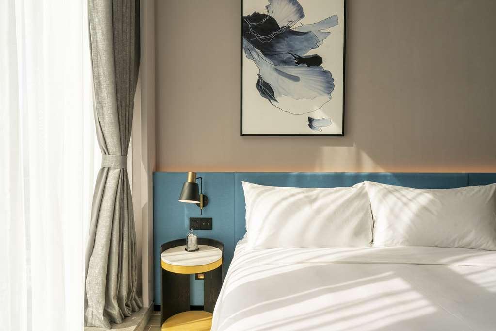 Hilton Garden Inn Shenzhen Airport,Enjoy 24-Hour One Way Free Delivery From Hotel To Shenzhen Baoan Airport On The Hour Camera foto
