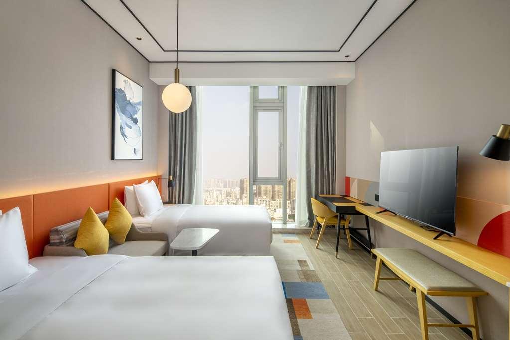 Hilton Garden Inn Shenzhen Airport,Enjoy 24-Hour One Way Free Delivery From Hotel To Shenzhen Baoan Airport On The Hour Camera foto