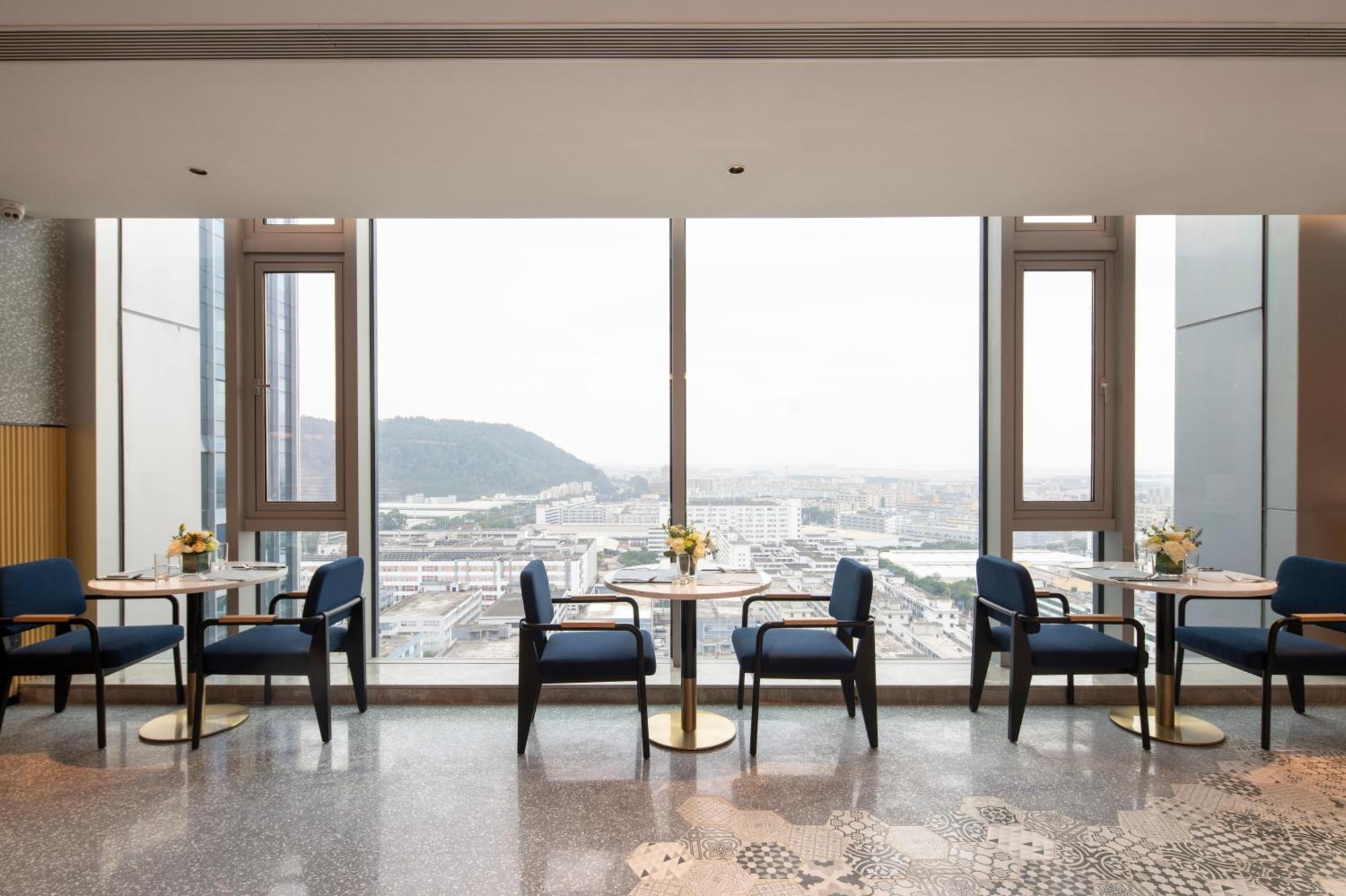 Hilton Garden Inn Shenzhen Airport,Enjoy 24-Hour One Way Free Delivery From Hotel To Shenzhen Baoan Airport On The Hour Esterno foto